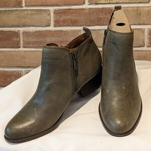 Brand New Lucky Basel Booties with Double Zippers Women's Size 7.5 in Olive